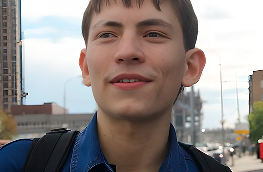 Максим Девицин