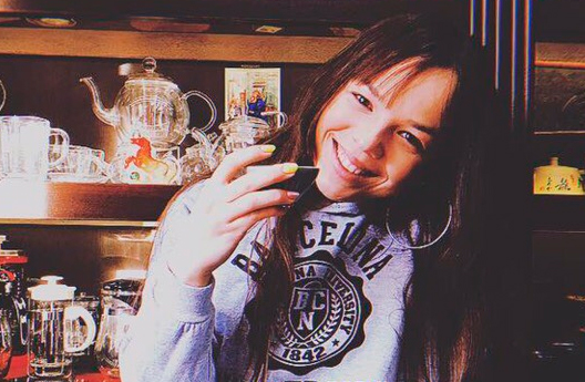 Год я жила в жутких депрессиях, ждала смерть; слышала звуки, которые пугали. Всё это теперь позади
