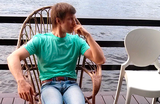 Имея огромный багаж знаний, я не мог заработать, мне было трудно общаться с людьми