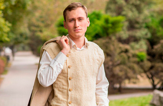 Яснее запахи сейчас, Залечен подзатыльник... Уже прошло - пишу стишки...
