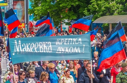 Жизнь наполняется смыслами, тайное становится явным, а беспросветность наполняется светом