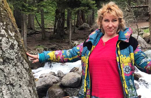 С мамой были проблемы, претензии, скандалы. Могли разругаться и не разговаривать долго