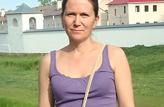 Благодаря тренингу по системно-векторной психологии Юрия Бурлана смогла сменить работу
