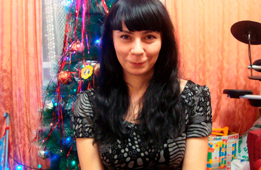 Дочка (11 лет) перестала грызть ногти. А она их грызла постоянно и всю кожу вокруг ногтей сгрызала