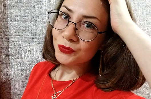 Мне казалось, что схожу с ума, 2-3 часа могла поспать в сутки. Это было время адских головных болей