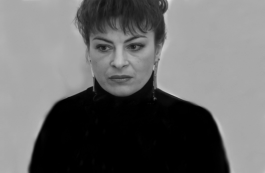 Яна Старшинова