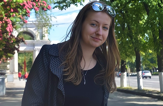 Елена Ясенева