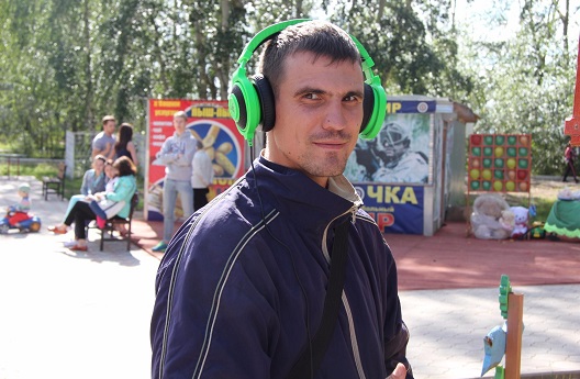 Активизировался творческий потенциал: стал сочинять песни, стишки и рассказы